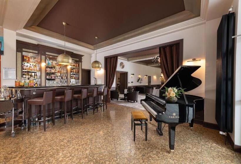 בית מלון כפרי Hôtel Beau Rivage