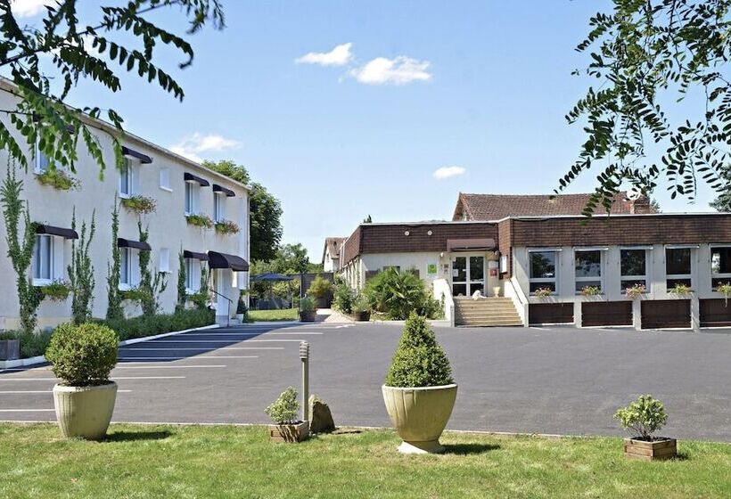 Logis Hotel Le Prieure