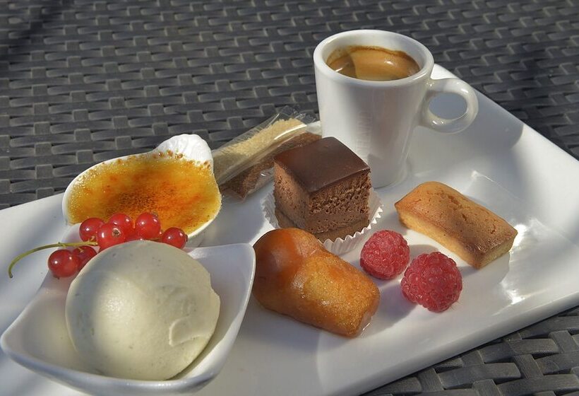 Logis Hotel Le Prieure