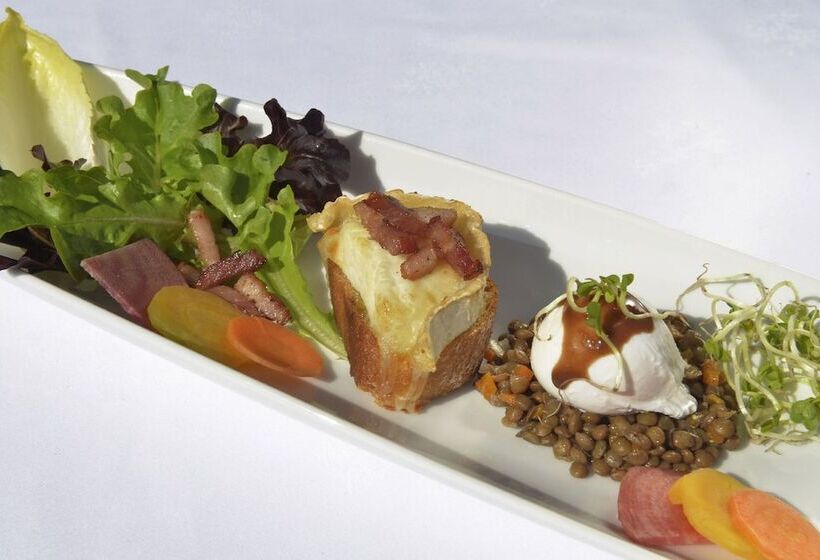 Logis Hotel Le Prieure