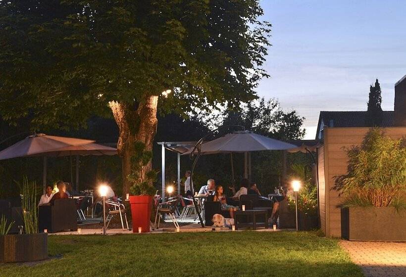 Logis Hotel Le Prieure