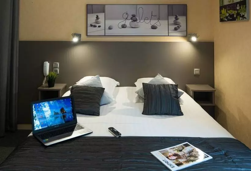 Logis Hotel Le Prieure