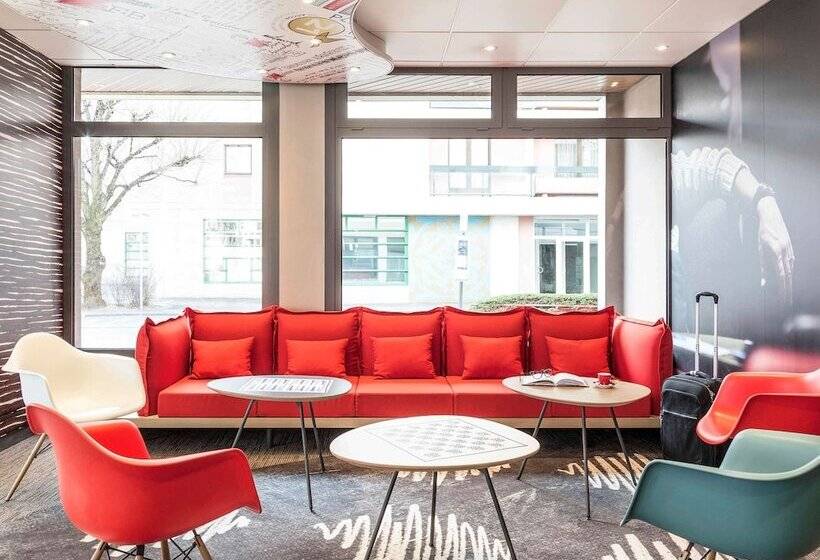 בית מלון כפרי Ibis Thonon Centre