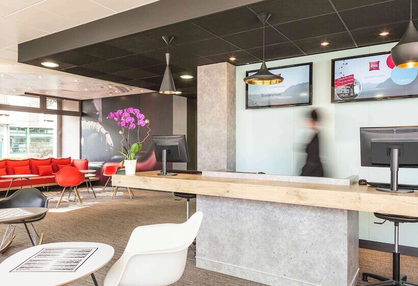 בית מלון כפרי Ibis Thonon Centre