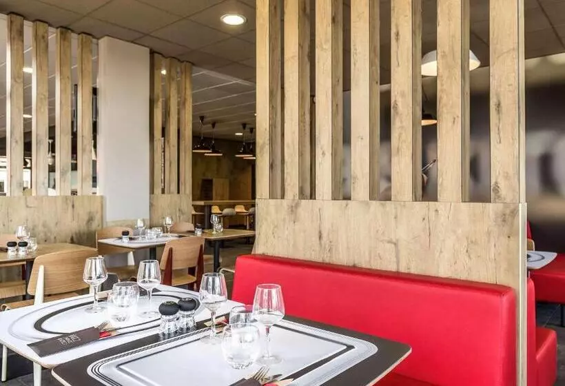 בית מלון כפרי Ibis Thonon Centre