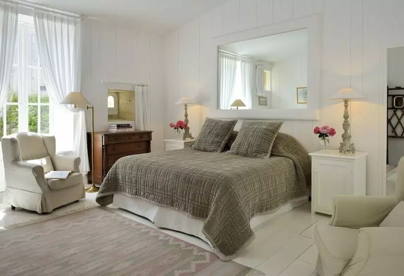 هتل La Baronnie Hôtel & Spa   Teritoria