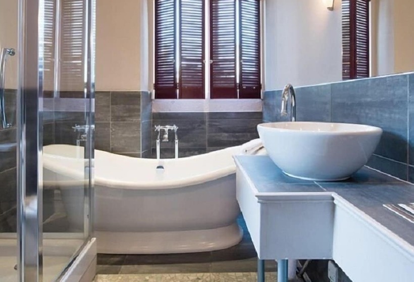 בית מלון כפרי Langdon Court