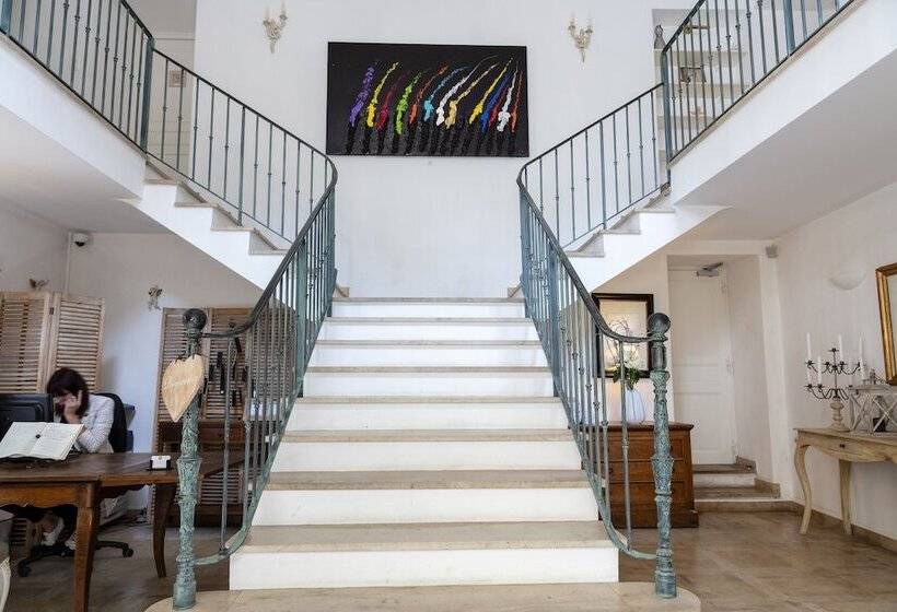 ホテル Le Moulin De Valaurie