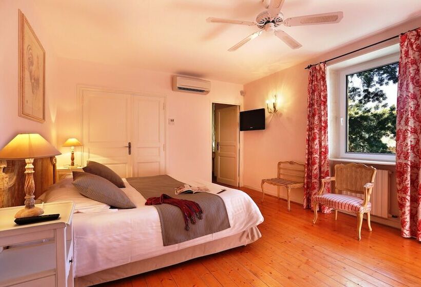 ホテル Le Moulin De Valaurie