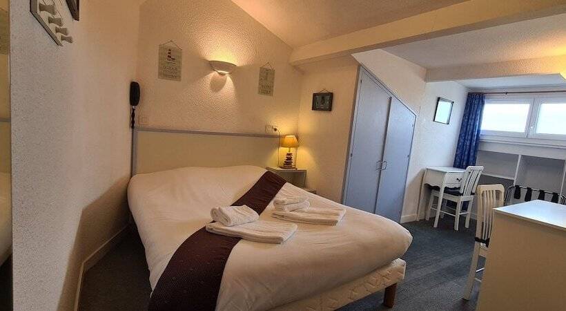 هتل Logis Hôtel Le Bretagne