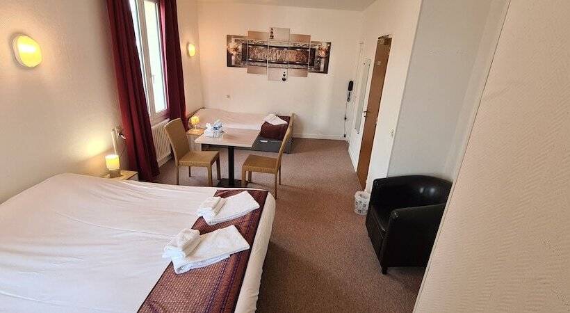 هتل Logis Hôtel Le Bretagne