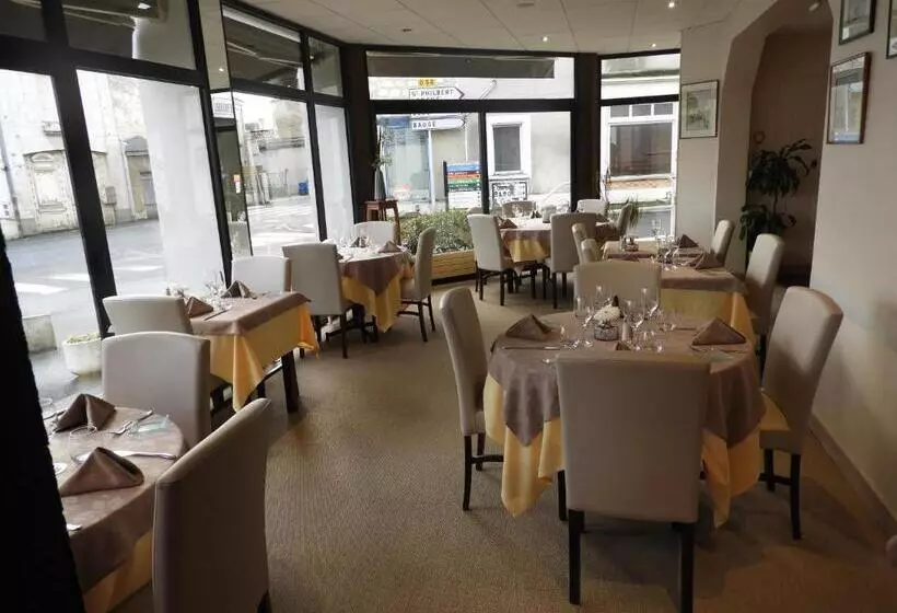 酒店 Logis Hôtel Le Pélican