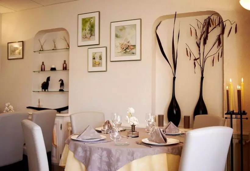 酒店 Logis Hôtel Le Pélican