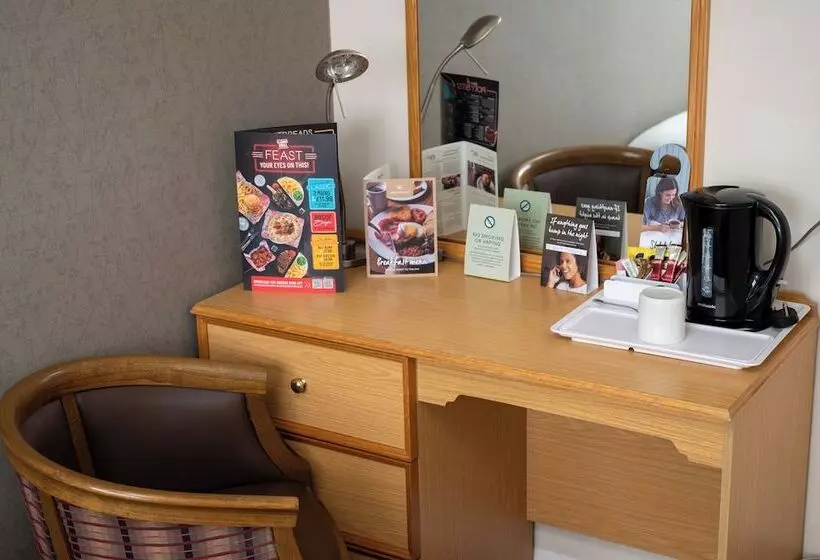 בית מלון כפרי Old Grey Mare Inn By Greene King Inns