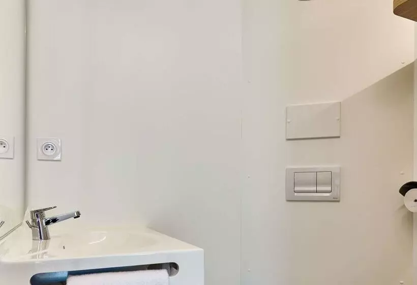 هتل Première Classe La Roche Sur Yon Vendéspace