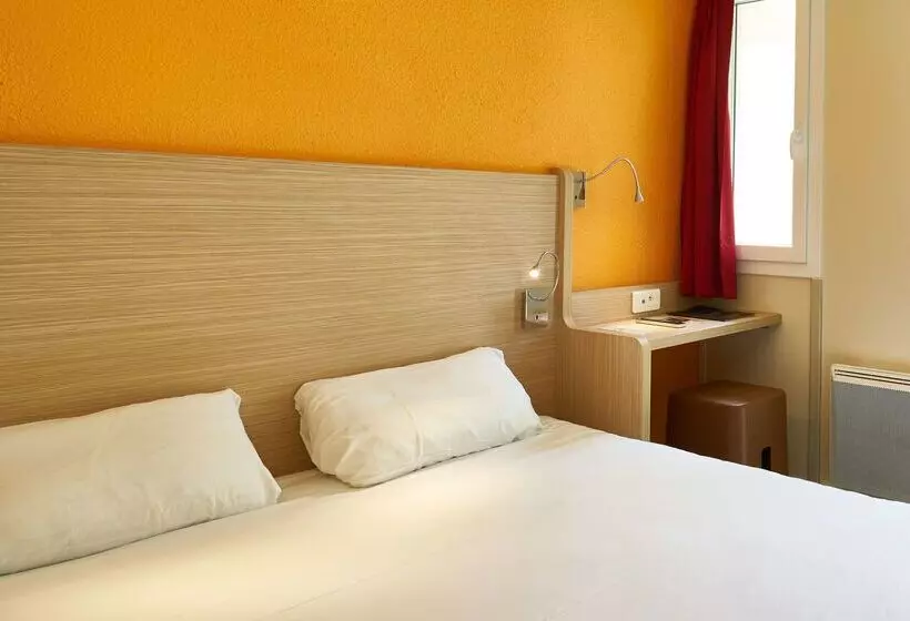 هتل Première Classe La Roche Sur Yon Vendéspace