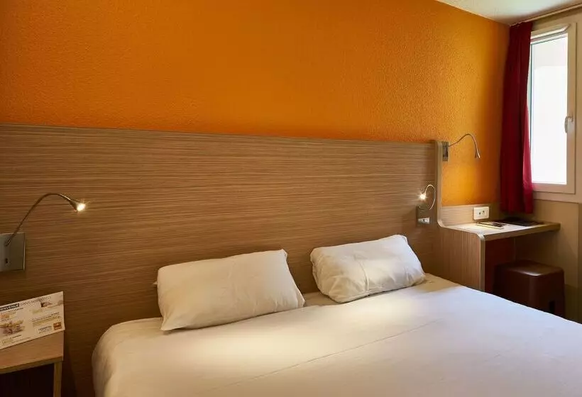 هتل Première Classe La Roche Sur Yon Vendéspace