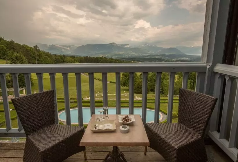 호텔 Château Des Avenieres   Relais & Châteaux