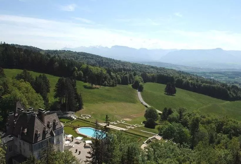 호텔 Château Des Avenieres   Relais & Châteaux