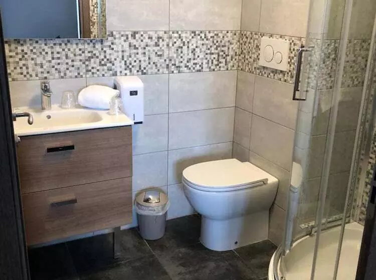 בית מלון כפרי Savoy Hôtel Evian