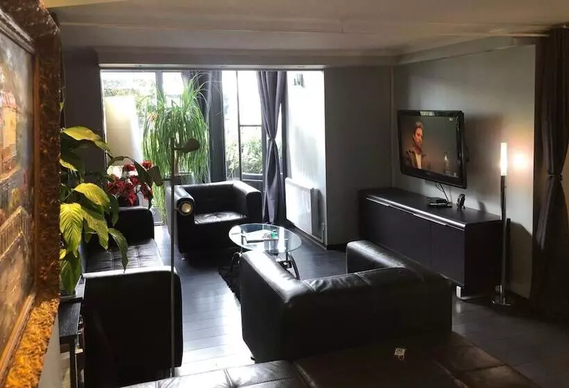 בית מלון כפרי Savoy Hôtel Evian