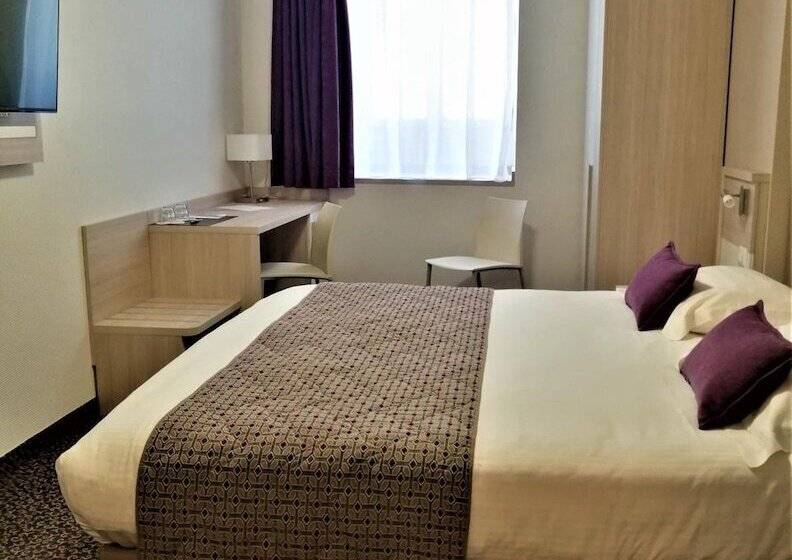 בית מלון כפרי Savoy Hôtel Evian