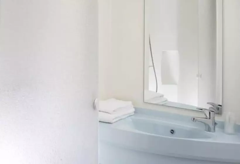 Отель The Originals Access, Hôtel Tulle