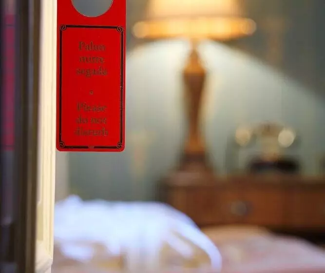 اقامتگاه Ekesparre Boutique