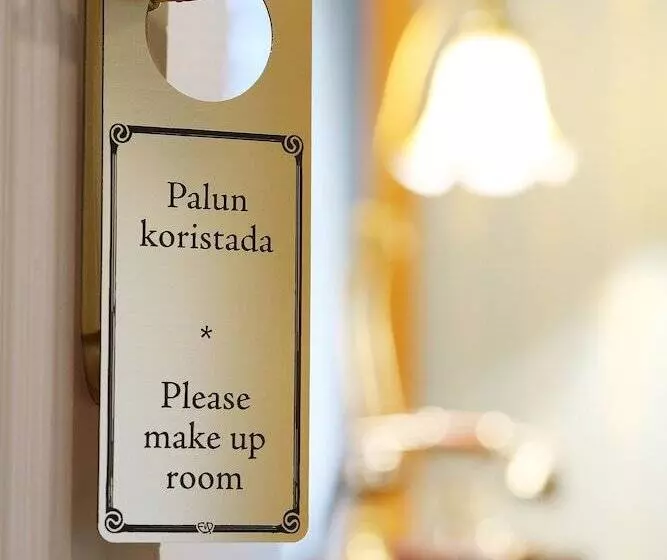 اقامتگاه Ekesparre Boutique