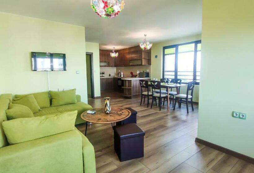 апартаменти за гости делукс