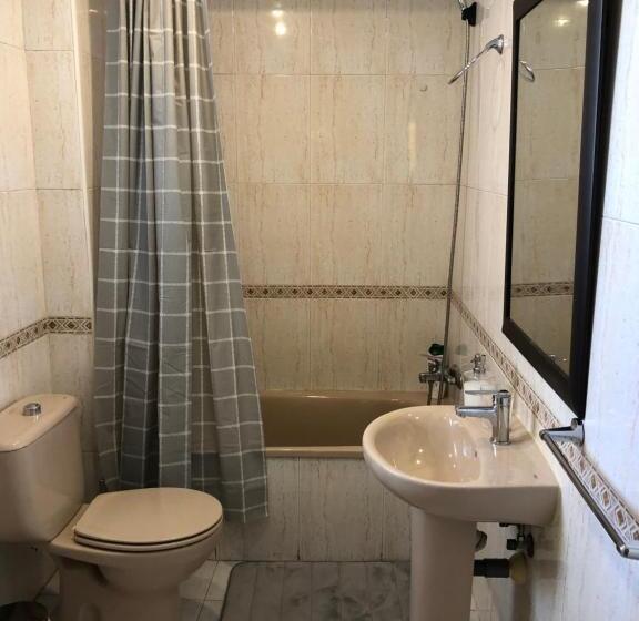 3 Bedrooms Villa Madrid Apartaments