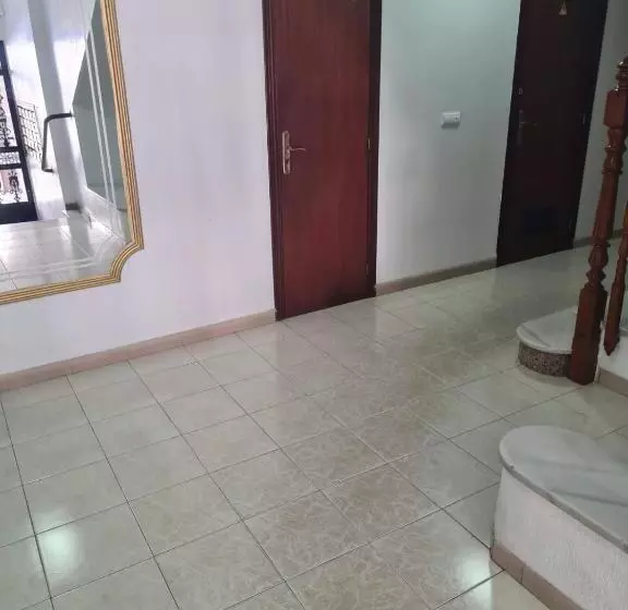 3 Bedrooms Villa Madrid Apartaments