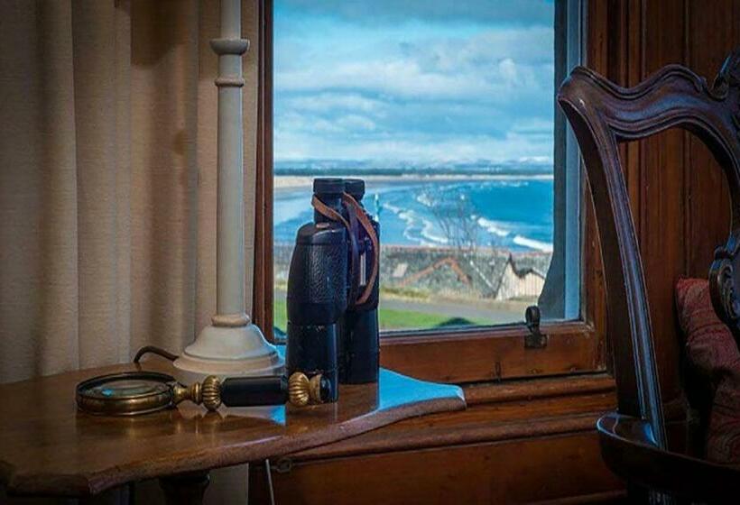 Dhucraig, 48 The Scores