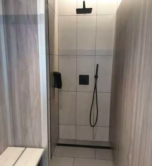 Sunningdale Lodge,st Mellion,cornwall Freegolf&spa