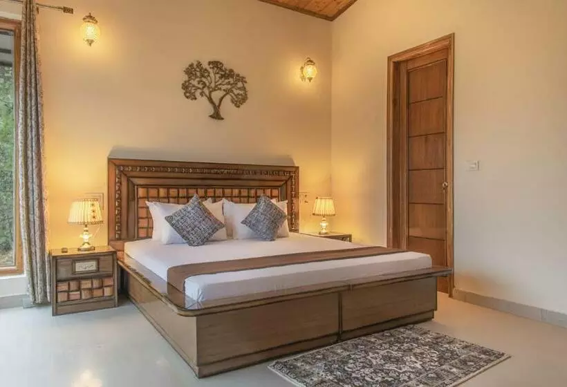 The Sparkal Mansion I Pvt Villa I Open Air Lawn I Bonfire I Serviced Villa I By Exotic Stays