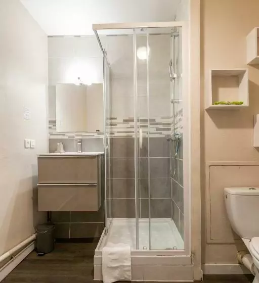 Ty Kernoguet   Studio   Parking   Wifi  Balcon