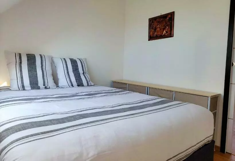 Appartement Dans Le Bourg De Notre Dame Du Guildo   Saint Cast