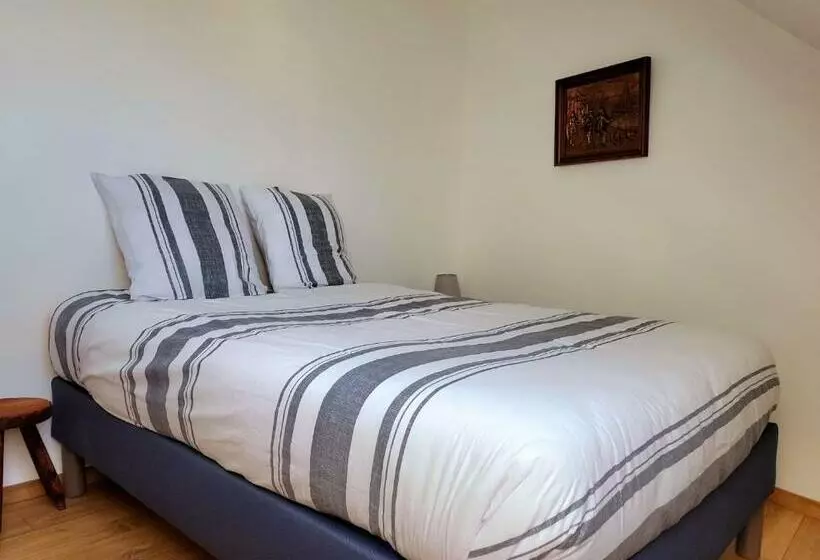 Appartement Dans Le Bourg De Notre Dame Du Guildo   Saint Cast