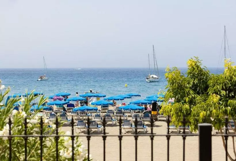 Frontline Playa Las Vistas With Pool, Parking, Sea