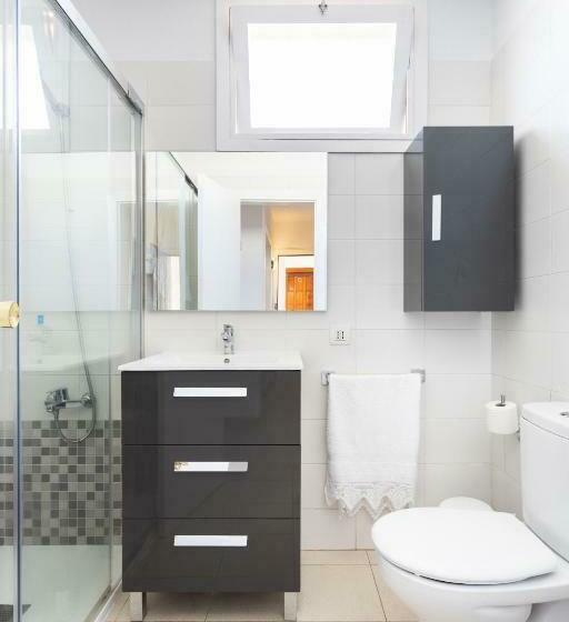 Frontline Playa Las Vistas With Pool, Parking, Sea