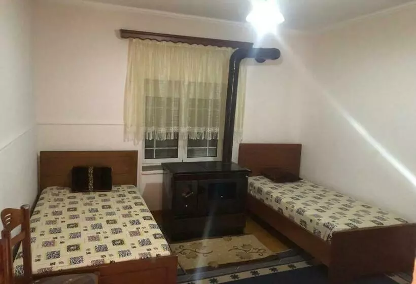 Vila Boboshtica 1