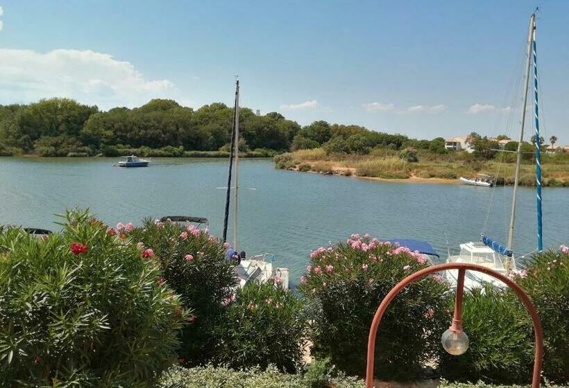 Vue Lagune Et Bateaux A 100m De La Plage