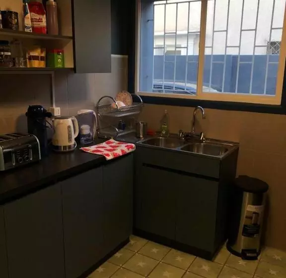 Retkeilymaja Tqcaleta Providencia Barrio Italia