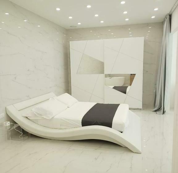 Elegant Basement Suite