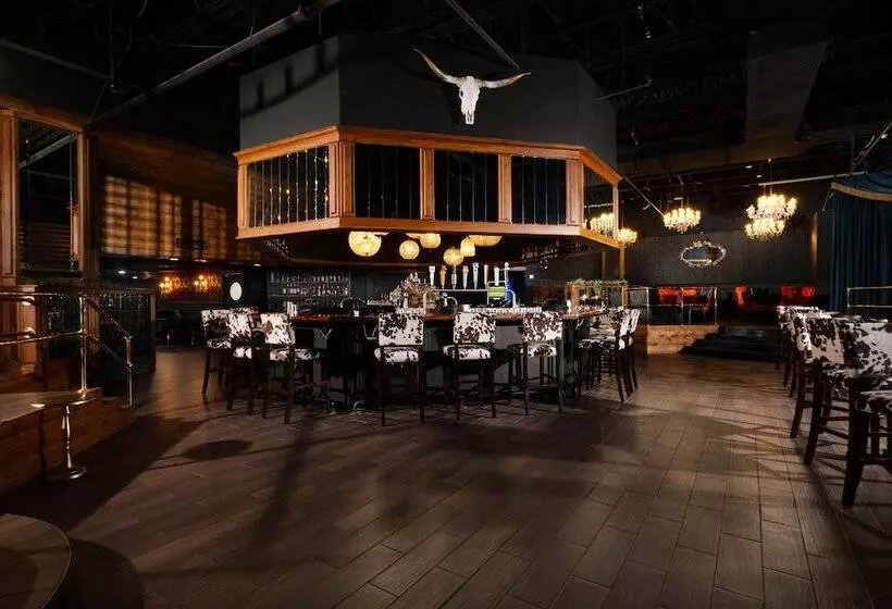 Hotelli The Westerner   Extended Stay