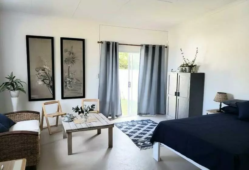 Little Jack S Cottage   2 Guests + Pet Friendly