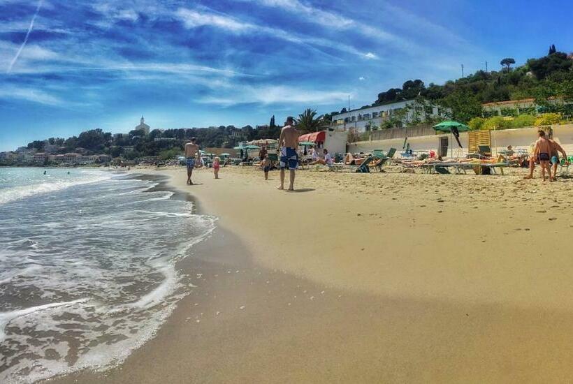 A Marina On Bussana Sanremo Seaside