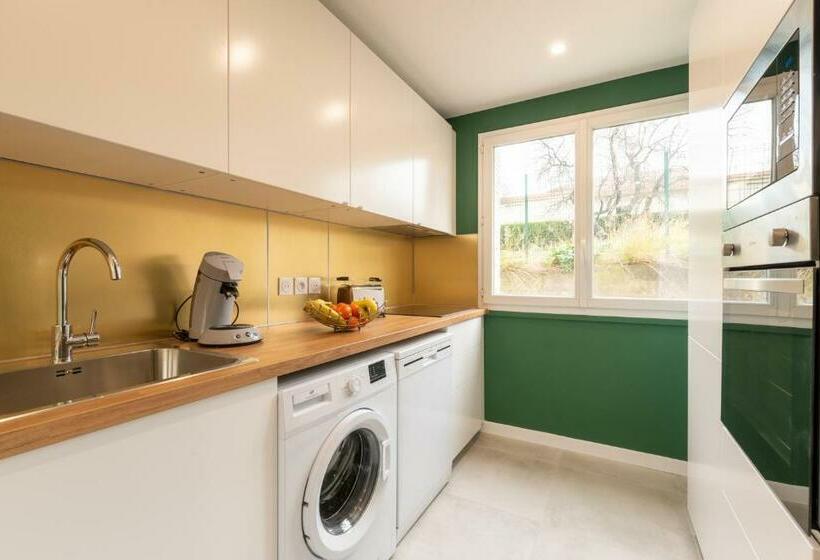 Amja Proche Clinique Saint Roch Apt 3 Chambres 3 Salles De Bain Parking Gratuit Idéal Famille Groupe