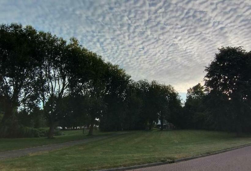 ベッドアンドブレックファースト Appartement Mijn Ouders Bed En Breakfast Emmeloord