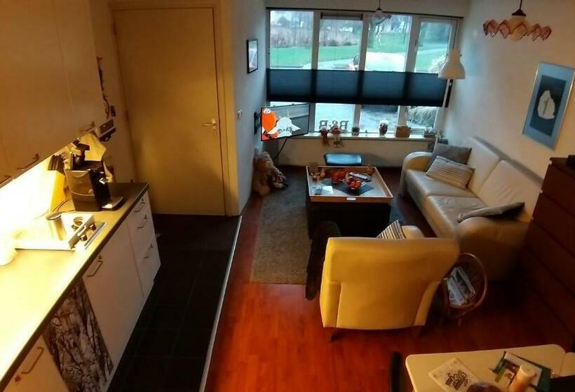 ベッドアンドブレックファースト Appartement Mijn Ouders Bed En Breakfast Emmeloord